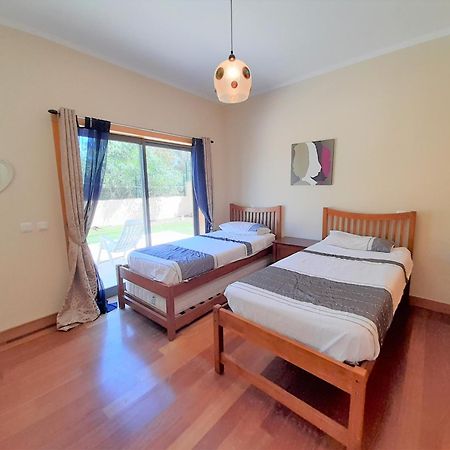 Villa Paula With Private Pool Close To The Beach And Strip Albufeira Exterior photo