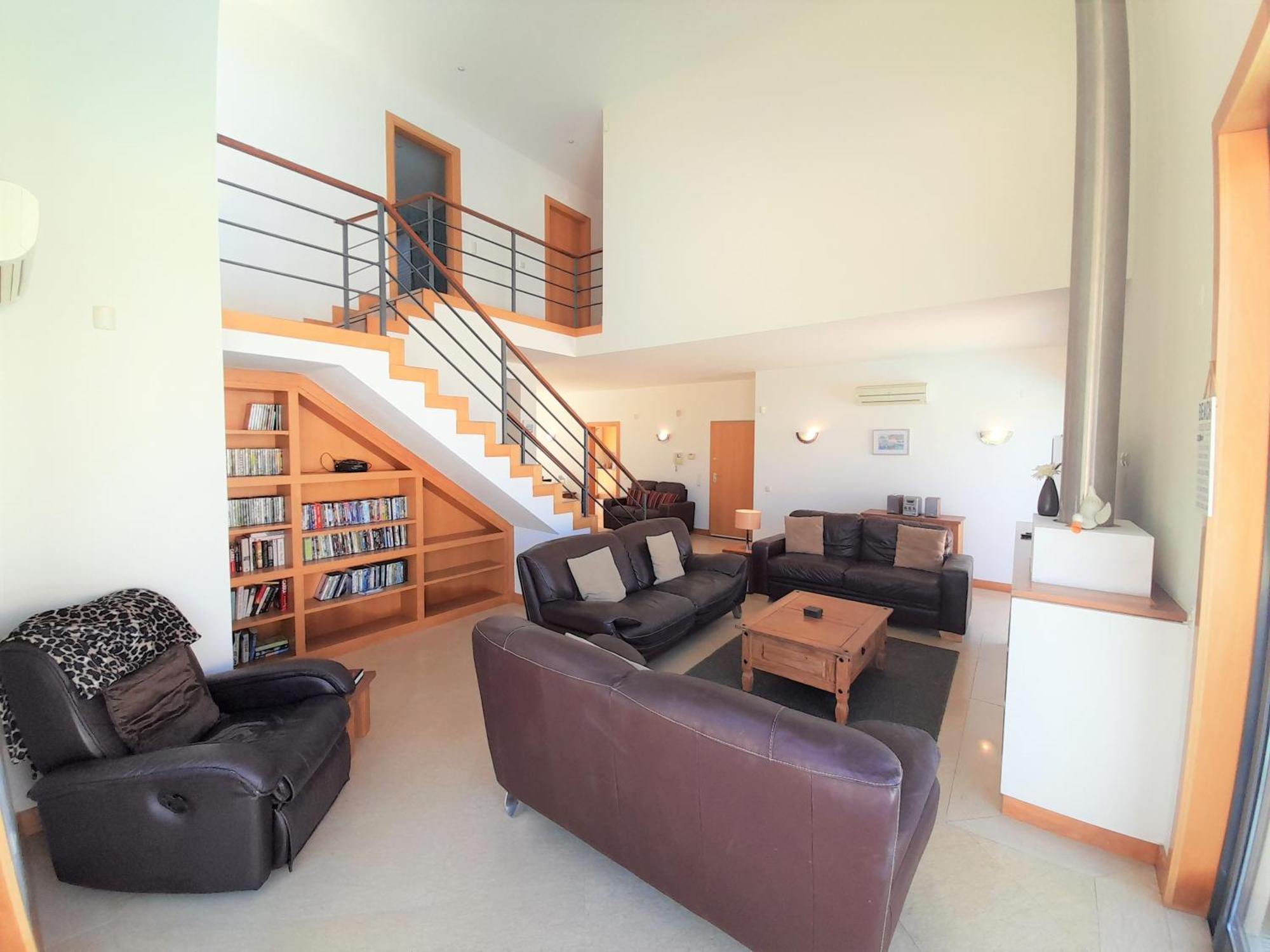 Villa Paula With Private Pool Close To The Beach And Strip Albufeira Exterior photo