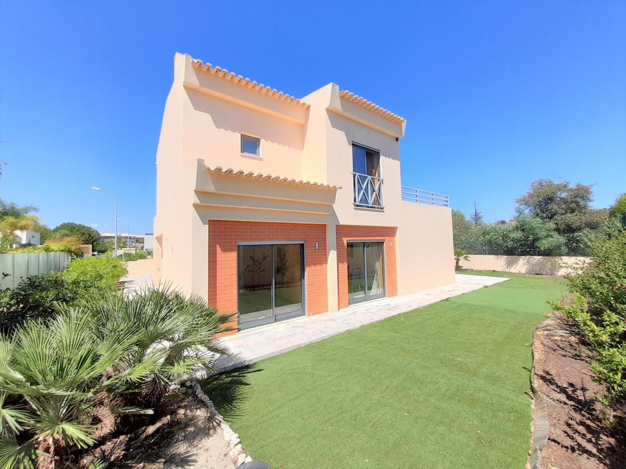 Villa Paula With Private Pool Close To The Beach And Strip Albufeira Exterior photo