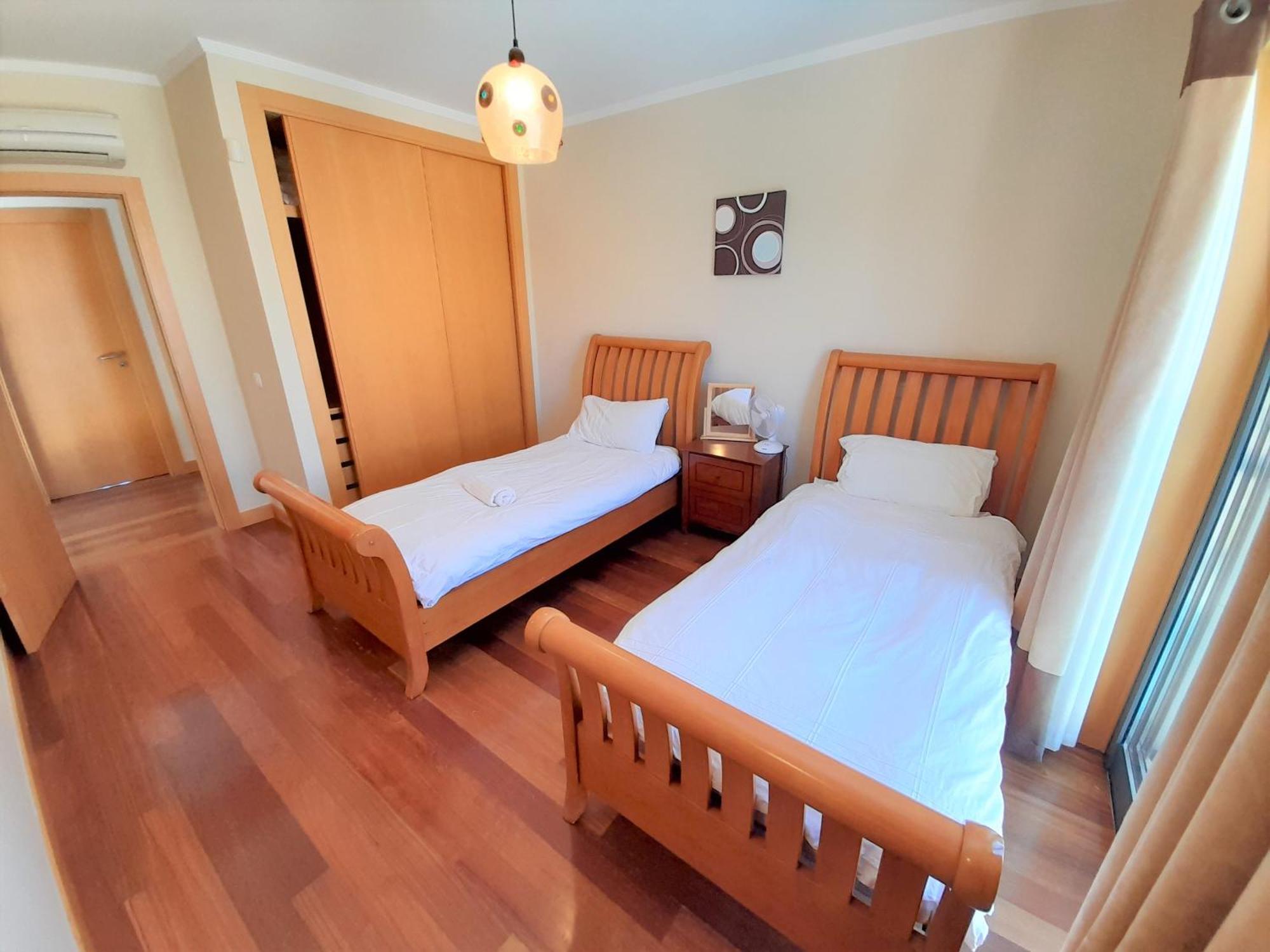 Villa Paula With Private Pool Close To The Beach And Strip Albufeira Exterior photo